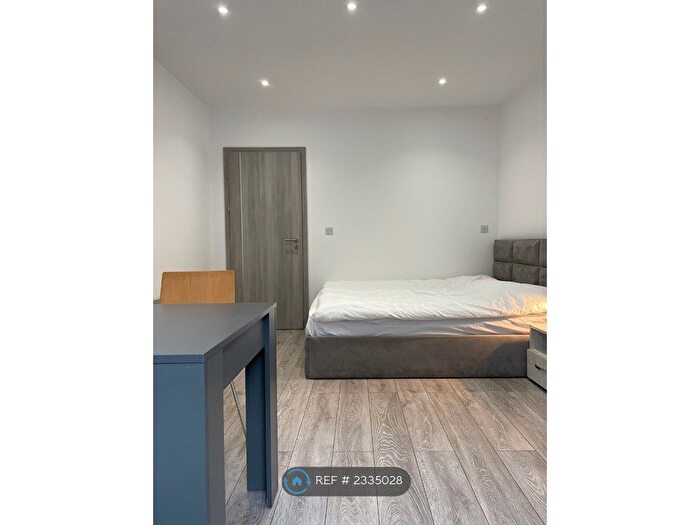 Studio To Rent In Equity House, Edgware, HA8