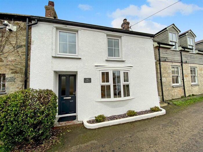 2 Bedroom Cottage For Sale In Trewennack, Helston, TR13