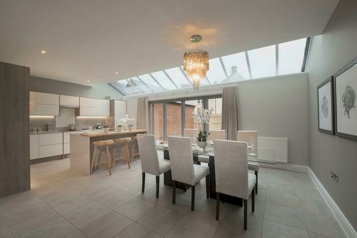 4 Bedroom Property To Rent In Williams Road, Bicester, OX25