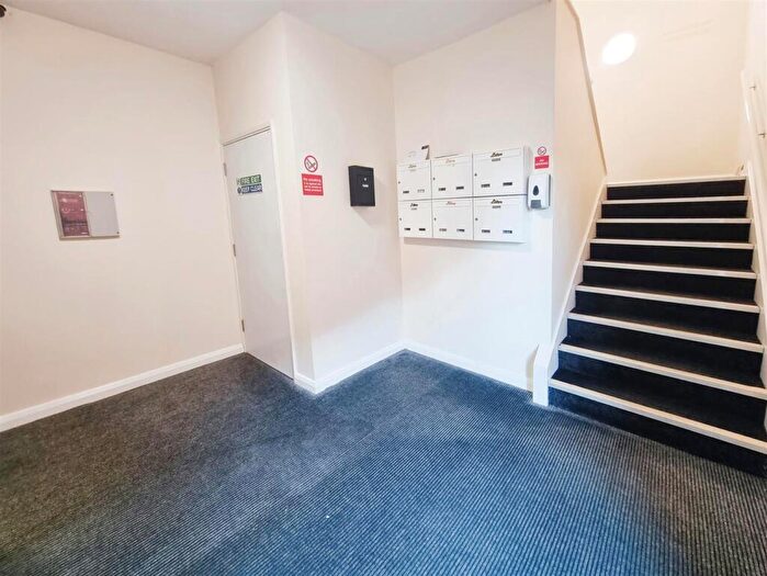 2 Bedroom Apartment To Rent In Market Street Lane, Blackburn, BB2