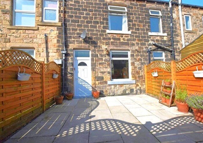 2 Bedroom Terraced House For Sale In Park Street, Yeadon, Leeds, LS19
