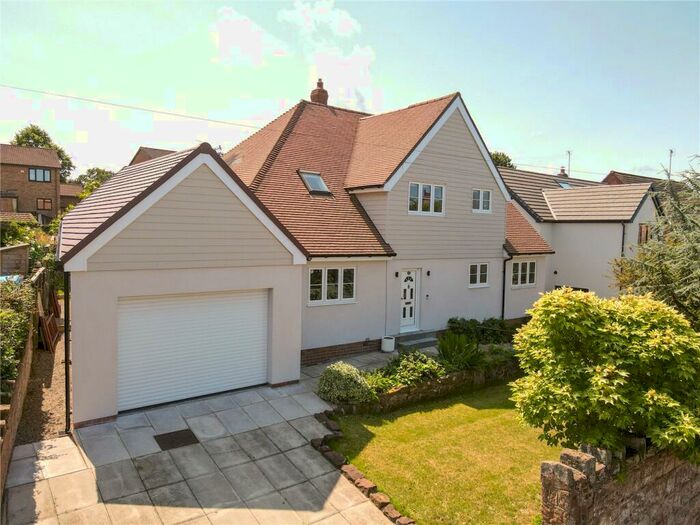 Houses for sale & to rent in CH48 4EP, Yew Tree Lane, West Kirby And