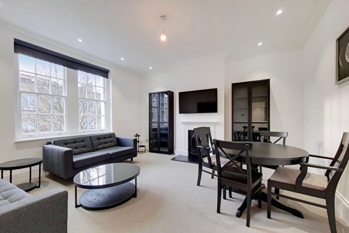2 Bedroom Flat To Rent In Dorset Square, Marylebone, London, NW1