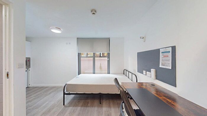 Studio To Rent In The Pavement, Popes Lane, London, W5