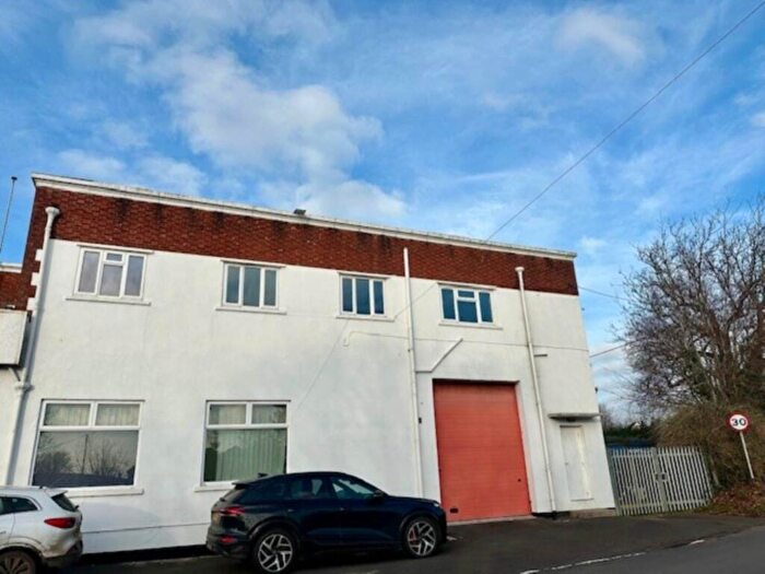 2 Bedroom Flat To Rent In Corsley Heath, BA12