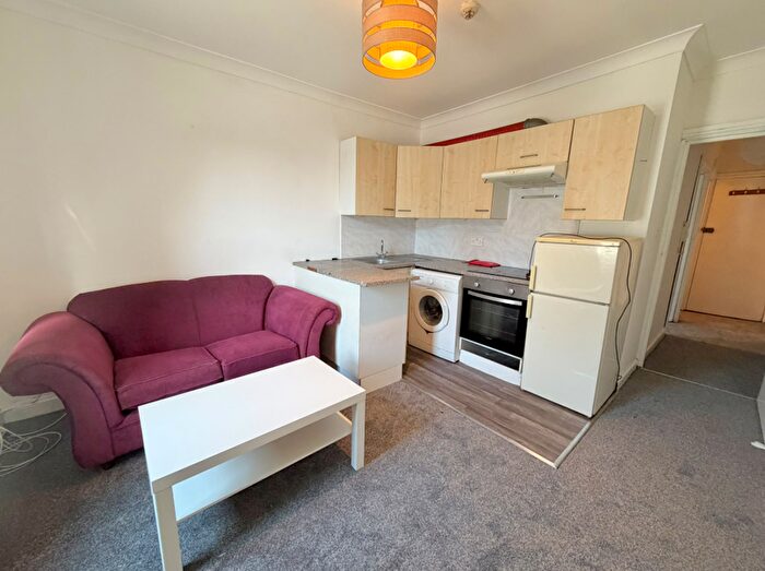 1 Bedroom Apartment To Rent In Glynrhondda Street, Cathays, Cardiff, CF24