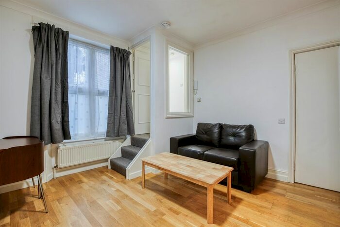 1 Bedroom Flat To Rent In Windsor Road, London, W5