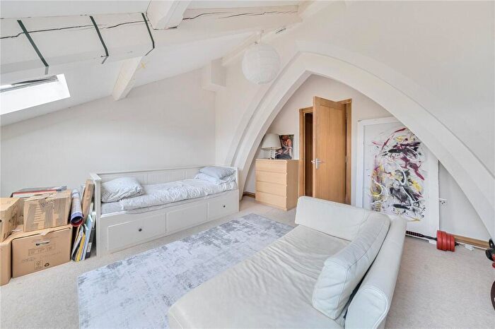 2 Bedroom Apartment For Sale In The Apostles, Church Rise, London, SE23