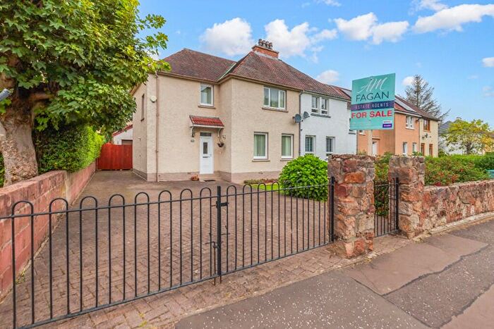 3 Bedroom End Of Terrace House For Sale In Hillfoot Road, Airdrie, Lanarkshire, ML6