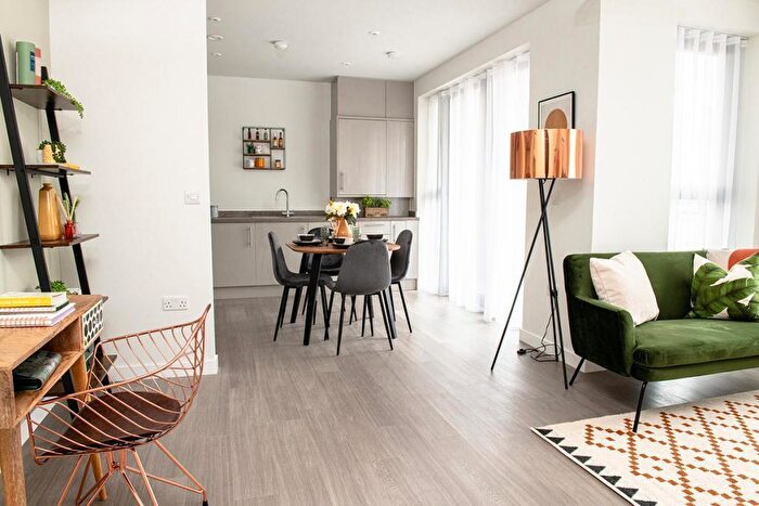 Flat For Sale In Plot Sheaf Street, Leeds, LS10