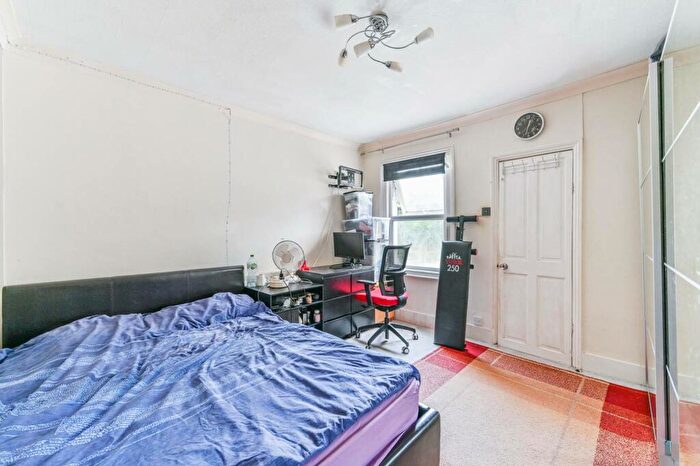 4 Bedroom Terraced House To Rent In William Road, Sutton, SM1