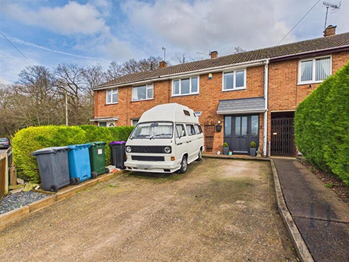 3 Bedroom Terraced House For Sale In Flaxendale, Cotgrave, NG12