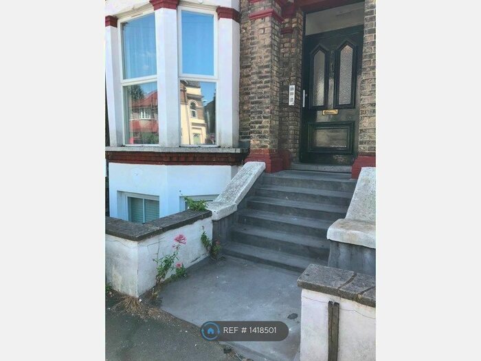 1 Bedroom Flat To Rent In Colby Road, London, SE19