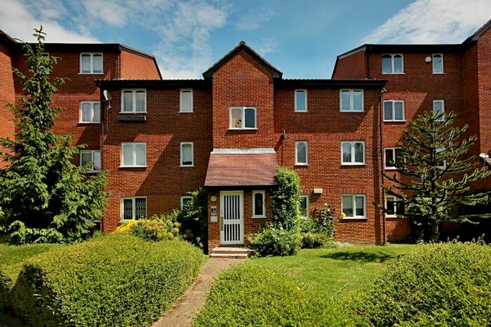 2 Bedroom Apartment To Rent In John Silkin Lane, London, SE8