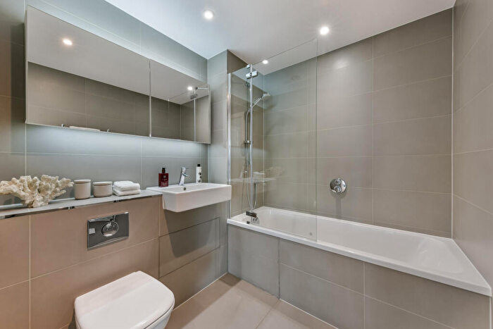 1 Bedroom Apartment To Rent In Uncle Elephant And Castle, Churchyard Row, SE11