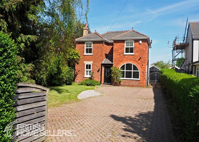 4 Bedroom Detached House For Sale In Waltham Road, Grimsby, Lincolnshire, DN33