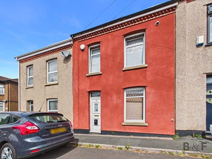 2 Bedroom Terraced House For Sale In Derrick Road, Kingswood, BS15