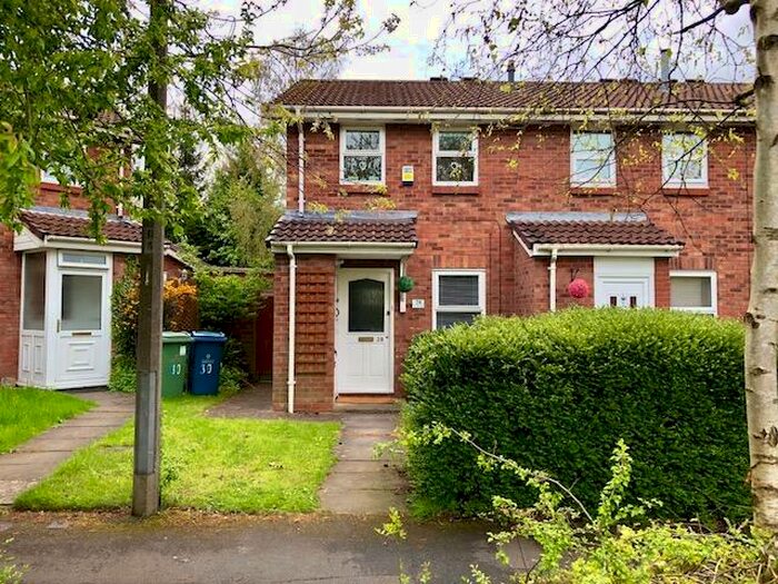 2 Bedroom House To Rent In The Haybarn, Stafford, ST16