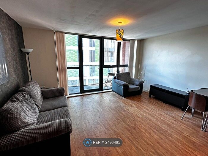 2 Bedroom Flat To Rent In Bury Street, Manchester, M3