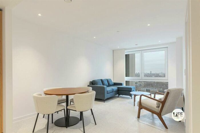 1 Bedroom Apartment To Rent In Cendal Crescent, London, E1