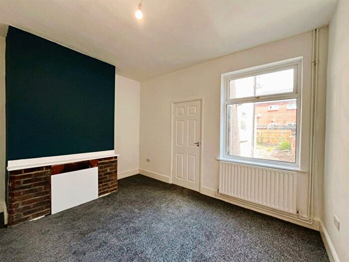 2 Bedroom Terraced House To Rent In Wintringham Road, Grimsby, DN32