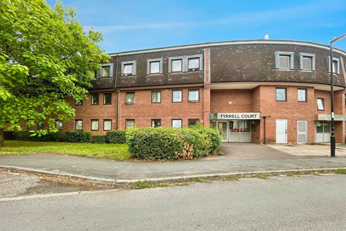 1 Bedroom Flat To Rent In Tyrell Court, Brookside Way, SO18