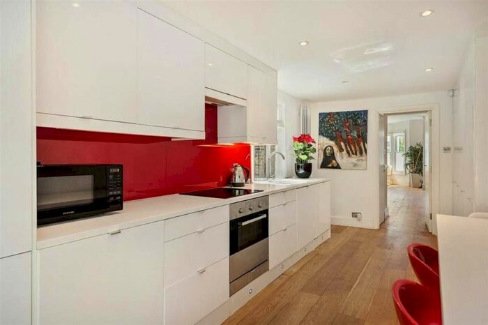 4 Bedroom Property To Rent In Greyhound Road, Kensal Green, London, NW10