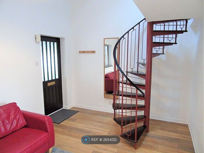 1 Bedroom Flat To Rent In Glenoven Court, Cambridge, CB4
