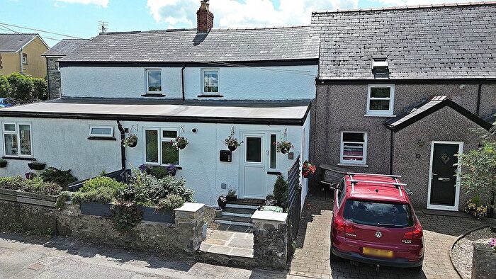 2 Bedroom Cottage For Sale In Castell Y Mwnws, Llanharry, Pontyclun, Rhondda Cynon Taff., CF72