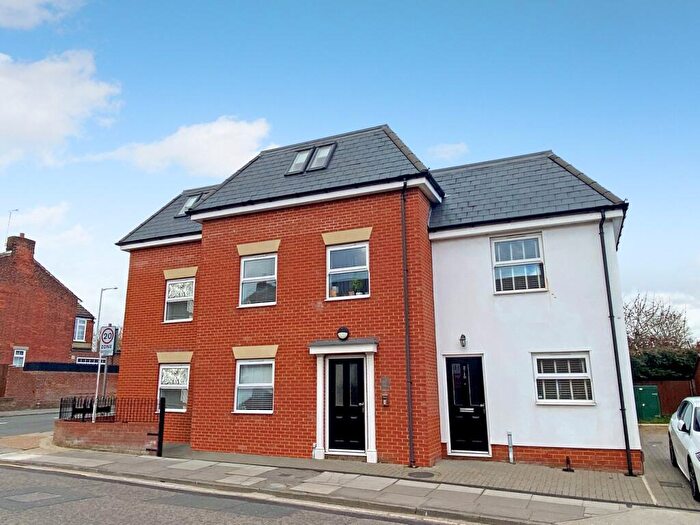 1 Bedroom Apartment For Sale In Foxhall Road, Ipswich, IP3