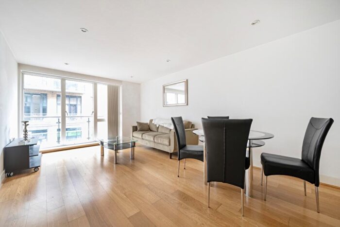 1 Bedroom Apartment For Sale In Yeo Street London, E3
