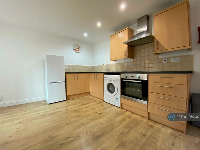 1 Bedroom Flat To Rent In Leicester, Leicester, LE3