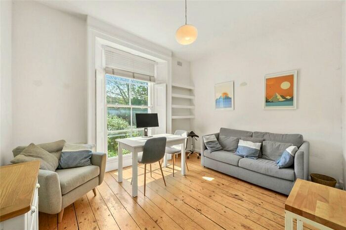 1 Bedroom Apartment To Rent In Camden Road, London, N7