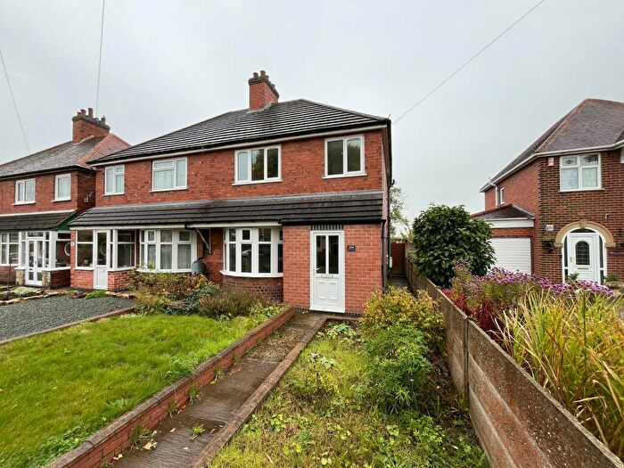 3 Bedroom Semi-Detached House To Rent In Stanton Road, Burton-On-Trent, DE15