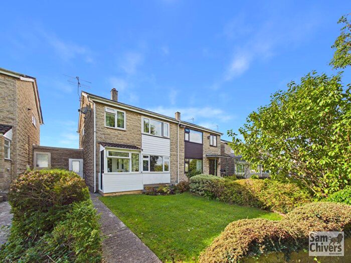 3 Bedroom Semi-Detached House For Sale In Riverside Walk, Midsomer Norton, BA3