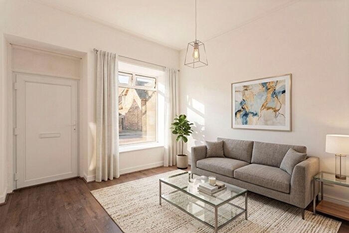 2 Bedroom Flat For Sale In Clerk Street, Loanhead, EH20