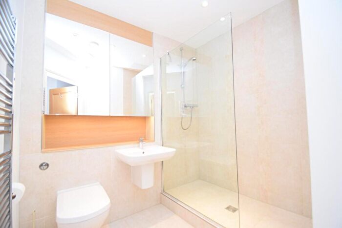 2 Bedroom Flat To Rent In Darley Road, Eastbourne, BN20