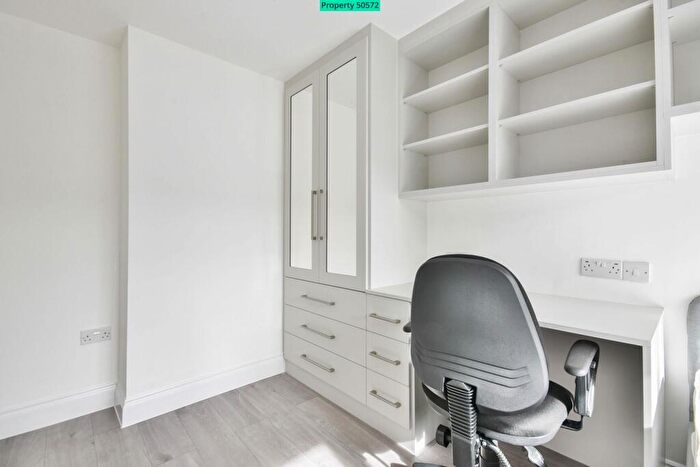 4 Bedroom Maisonette To Rent In Mingard Walk, London, N7