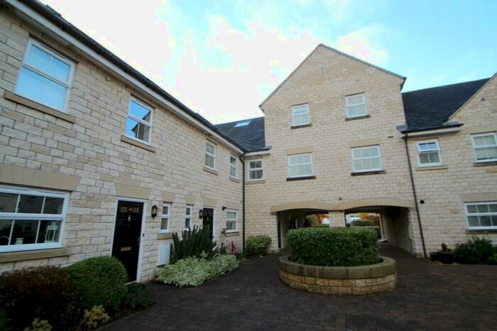 2 Bedroom Flat To Rent In Lakeside Approach, Barkston Ash, Tadcaster, Uk, LS24