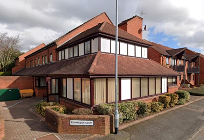 1 Bedroom Flat To Rent In Chapel Street, Burntwood, WS7