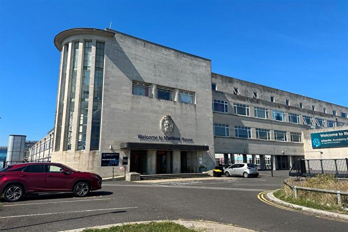 1 Bedroom Flat For Sale In Maritime House, Portland, DT5