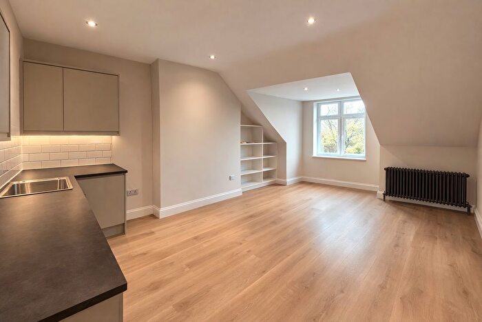 1 Bedroom Flat To Rent In Ritherdon Road, Balham, SW17