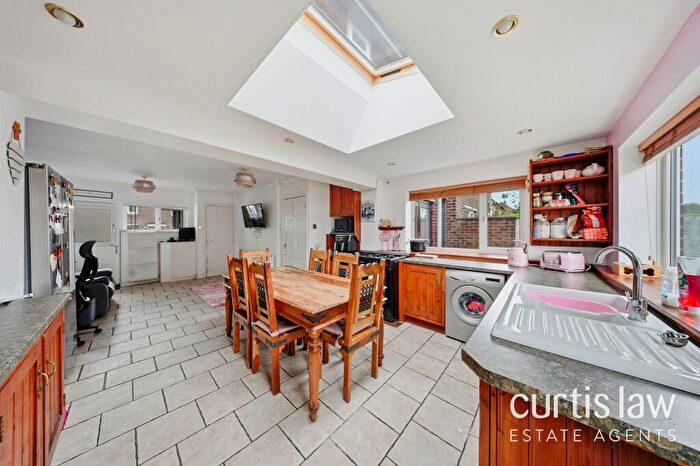 3 Bedroom Town House For Sale In Coronation Avenue, Blackburn, BB2
