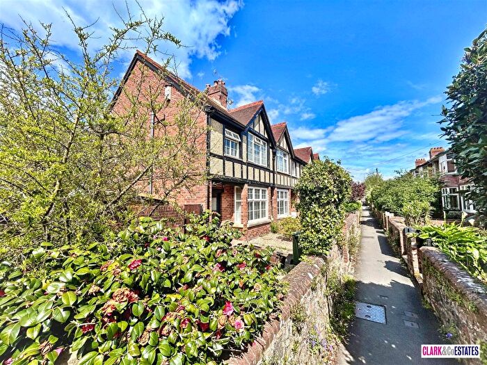 4 Bedroom End Terrace House For Sale In Majorfield Road, Topsham, EX3