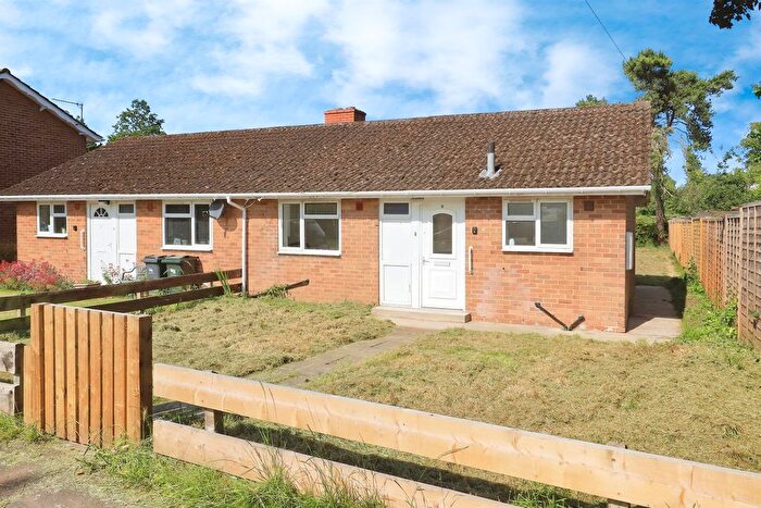 1 Bedroom Semi-detached Bungalow For Sale In Cutmill Bridge, Eardiston, Tenbury Wells, WR15