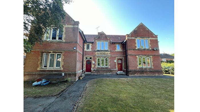 2 Bedroom Flat For Sale In Peel Court, London Road, Hook, Hampshire, RG27