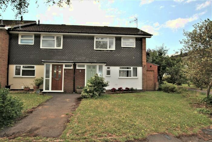 3 Bedroom End Of Terrace House To Rent In Tyler Close, Caversham, Reading, RG4