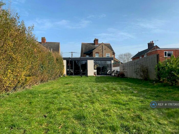 2 Bedroom End Of Terrace House To Rent In Chapel Road, Stanway, Colchester, CO3