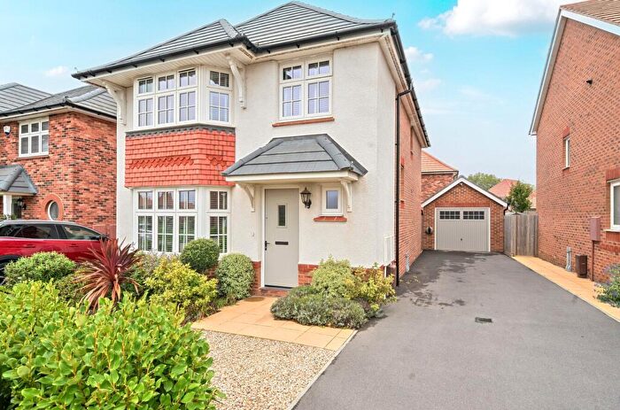 4 Bedroom Detached House For Sale In Cassia Road, Chichester, PO20