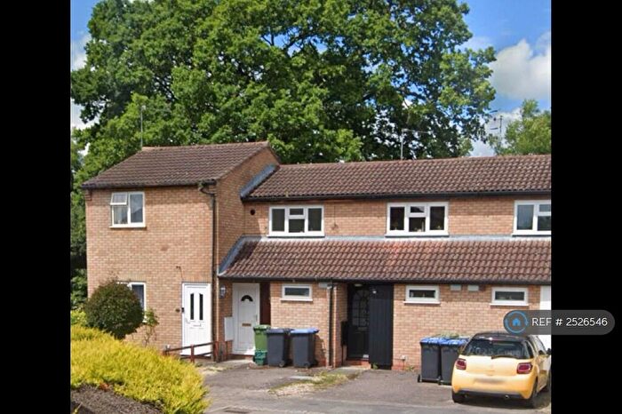 1 Bedroom Terraced House To Rent In Clover Close, Stratford-Upon-Avon, CV37